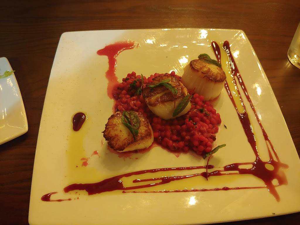 Gaslight Bar and Grill | restaurant | 351 Ludlow Ave, Cincinnati, OH 45220, USA | 5138613663 OR +1 513-861-3663