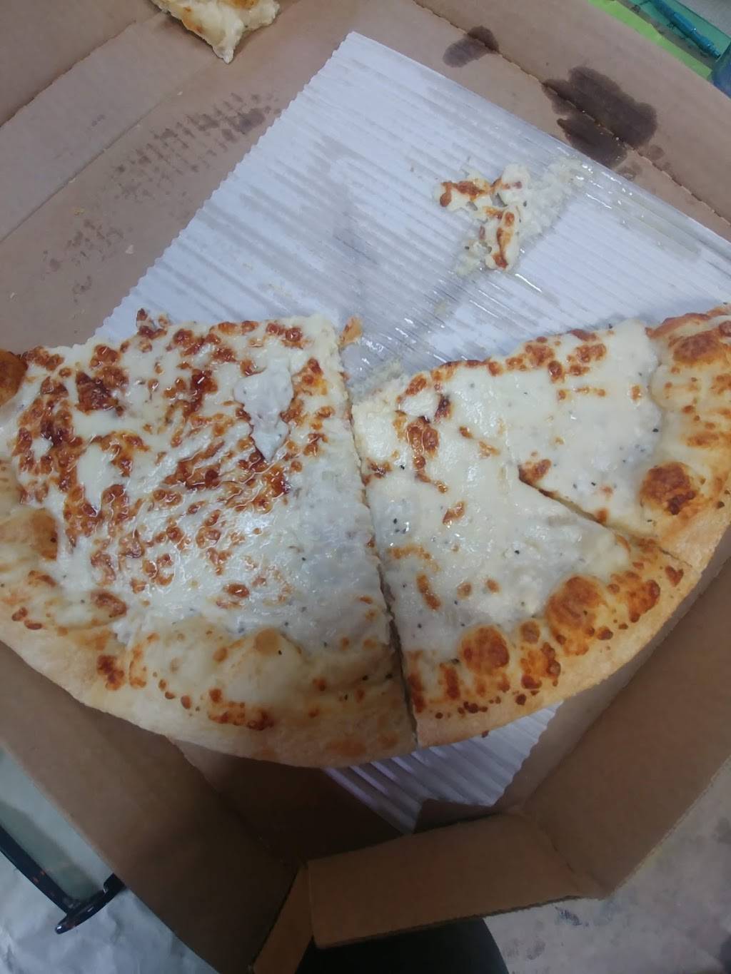 Pizza Hut | meal takeaway | 3307 Evergreen Way #301d, Washougal, WA 98671, USA | 3603358080 OR +1 360-335-8080