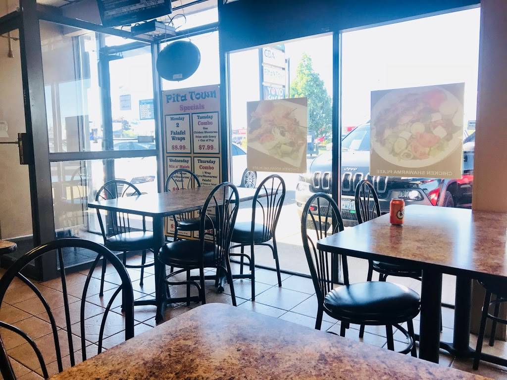 Pita Town | restaurant | 348 Guelph St, Georgetown, ON L7G 4B5, Canada | 9057029299 OR +1 905-702-9299
