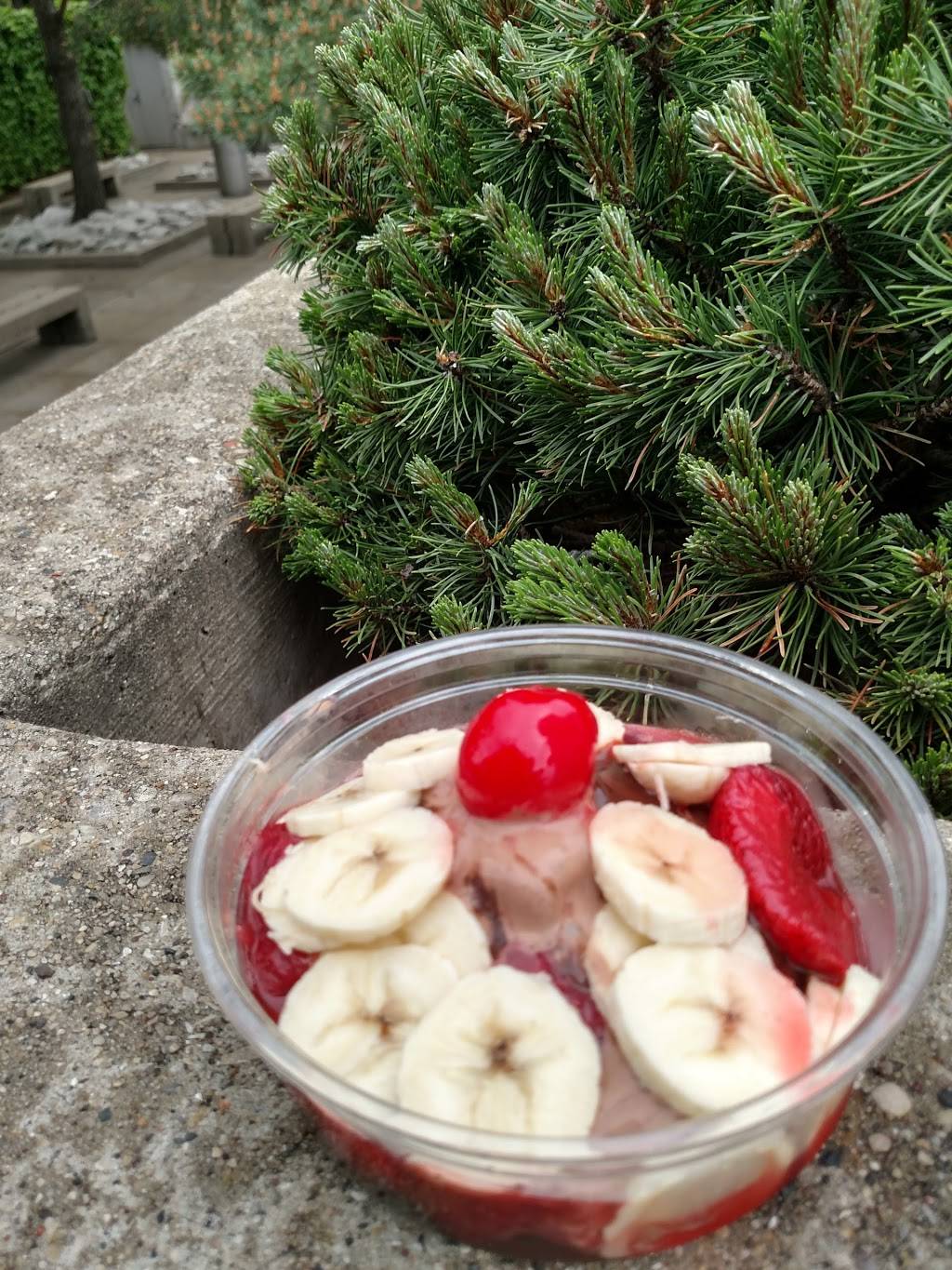 Kopps Frozen Custard | restaurant | 7631 W Layton Ave, Greenfield, WI 53220, USA | 4142824312 OR +1 414-282-4312