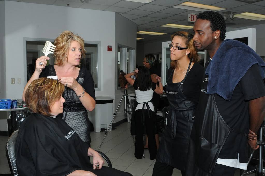 Rend Lake College MarketPlace | shopping mall | 321 Potomac Blvd, Mt Vernon, IL 62864, USA | 6182449525 OR +1 618-244-9525