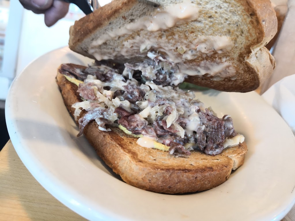 The Dutch Oven | restaurant | 100 Blues Alley Ln, Clarksdale, MS 38614, USA | 6626219766 OR +1 662-621-9766