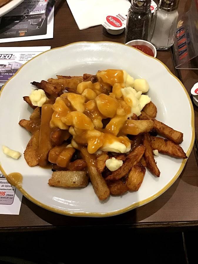 Restaurant Montaza | restaurant | 12675 Rue Sherbrooke E, Pointe-aux-Trembles, QC H1A 3V9, Canada | 5146421780 OR +1 514-642-1780