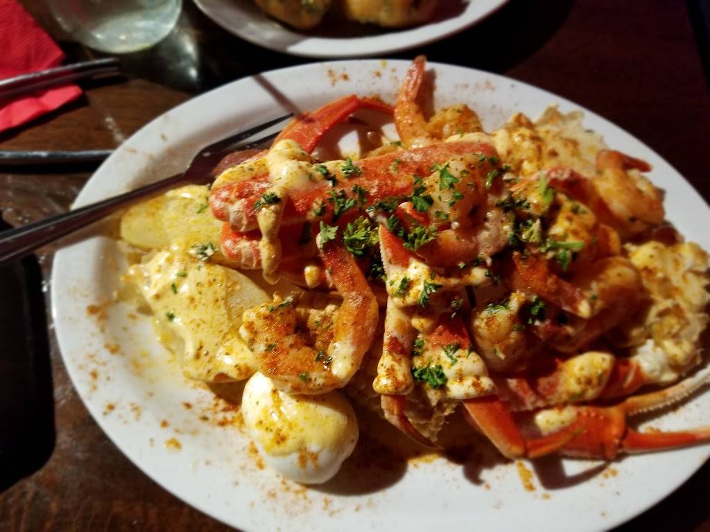 Seafood by Crushed Velvet | restaurant | 1317 Washington Ave, St. Louis, MO 63103, USA | 3147370707 OR +1 314-737-0707