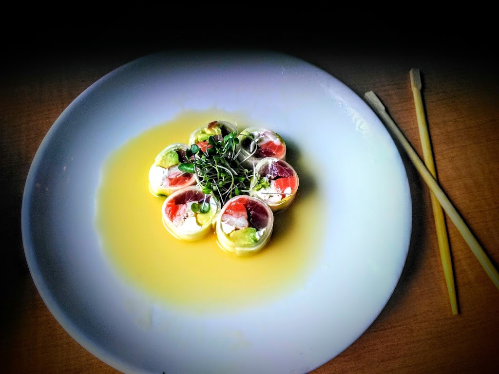 Nom Sushi Izakaya | restaurant | 410 S Palafox St, Pensacola, FL 32502, USA | 8504663125 OR +1 850-466-3125