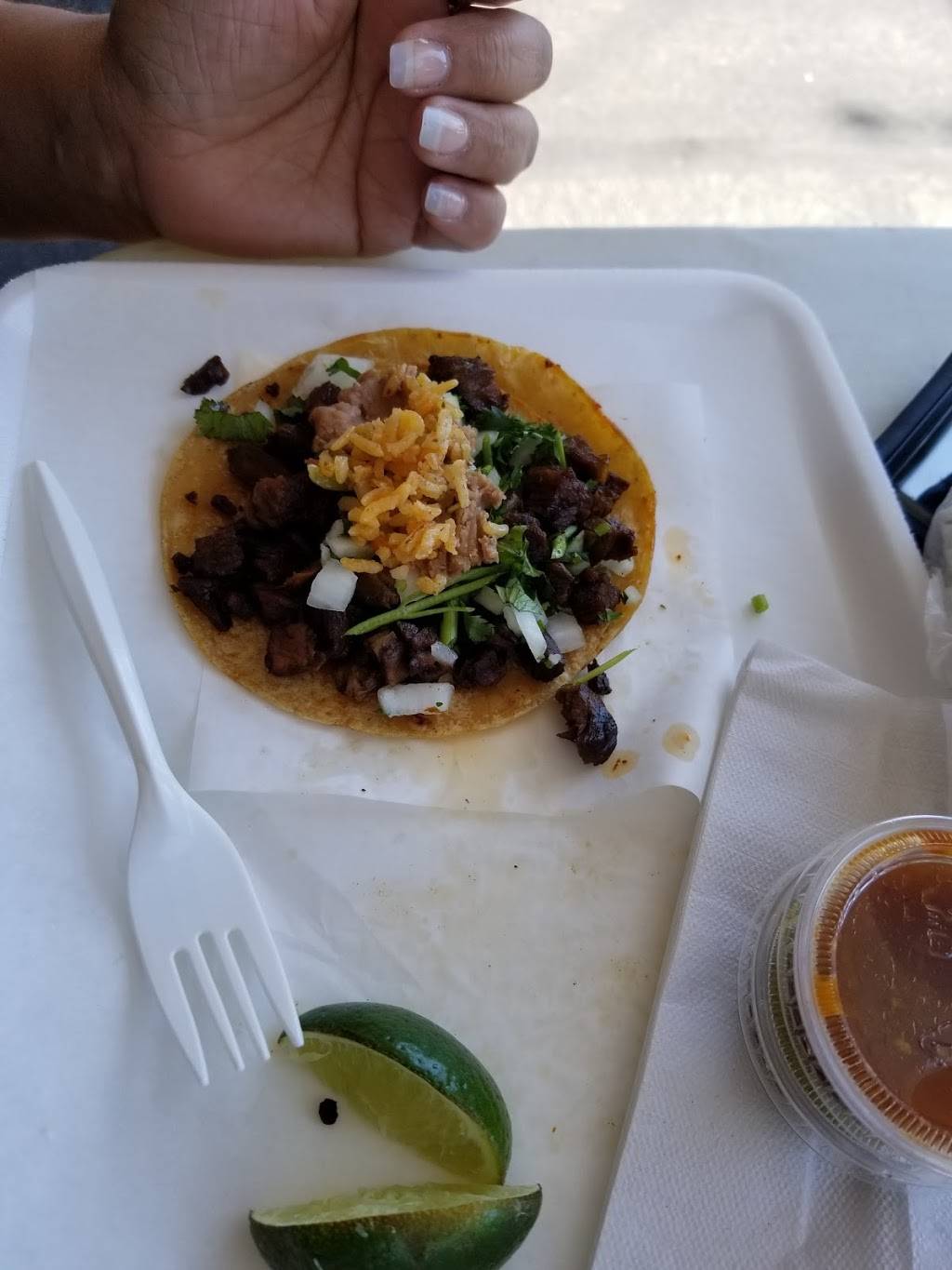 Taqueria Los Comales #8 | restaurant | 3661 S Archer Ave, Chicago, IL 60609, USA | 7738904307 OR +1 773-890-4307