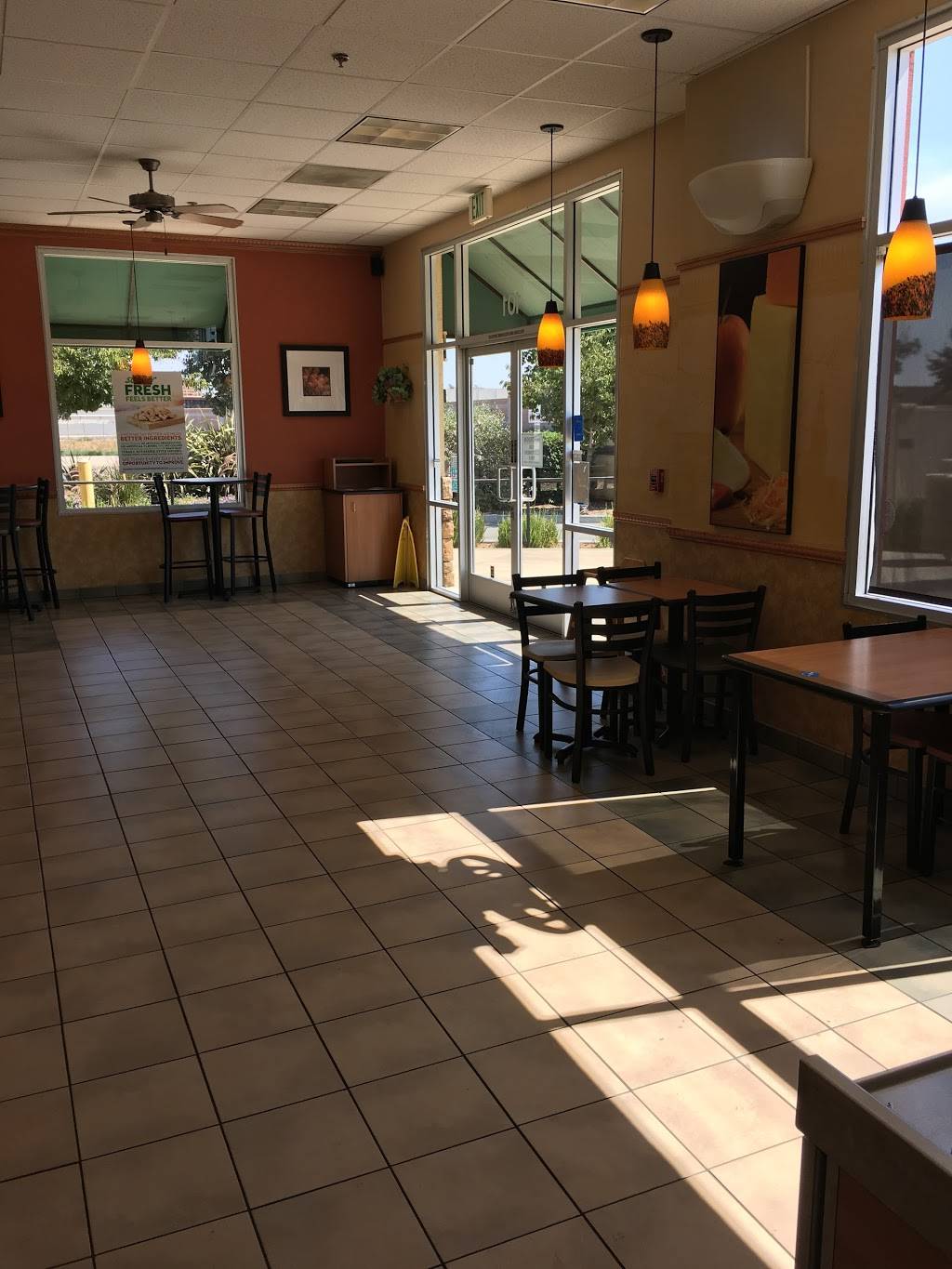 Subway Restaurants | restaurant | 6981 Cameron Blvd #101, Gilroy, CA 95020, USA | 4088473300 OR +1 408-847-3300