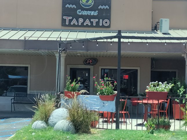 Carnitas Tapatio | restaurant | 414 Shiloh Dr #7, Laredo, TX 78045, USA | 9567280122 OR +1 956-728-0122
