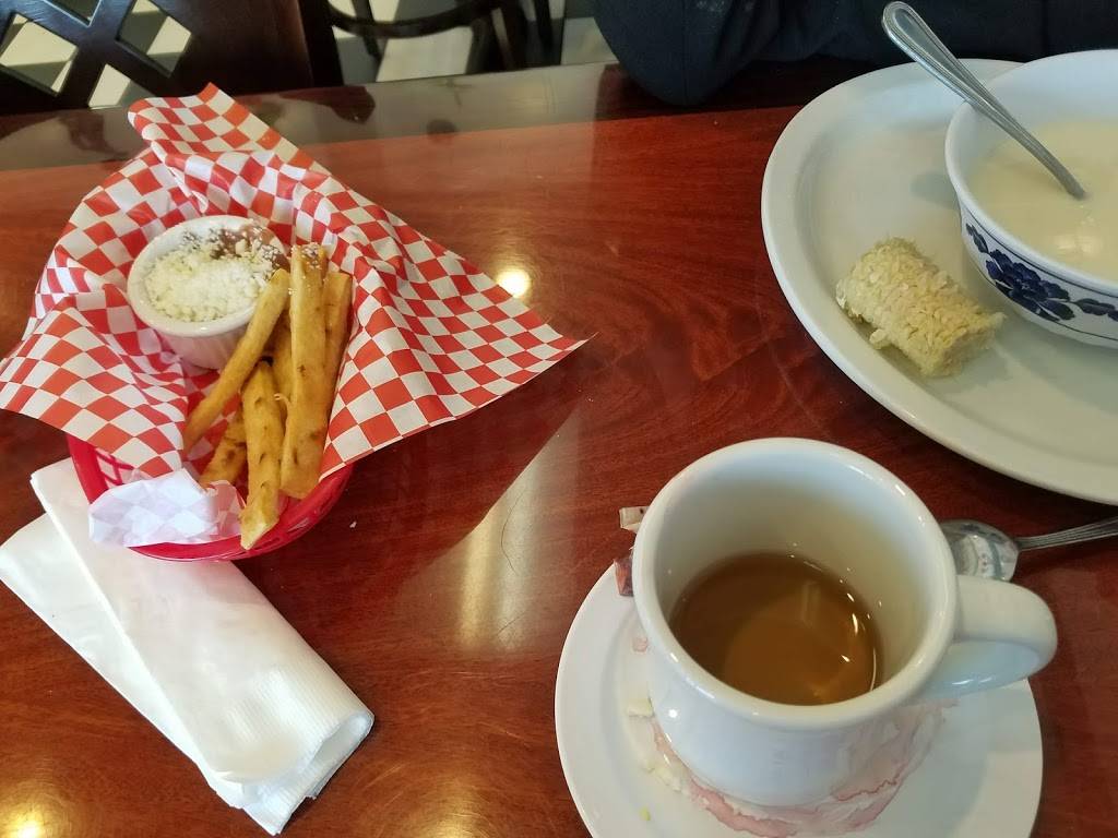 El BUEN GUSTO SALVADOREŇO | restaurant | 2705 Slauson Ave, Huntington Park, CA 90255, USA | 3234849725 OR +1 323-484-9725