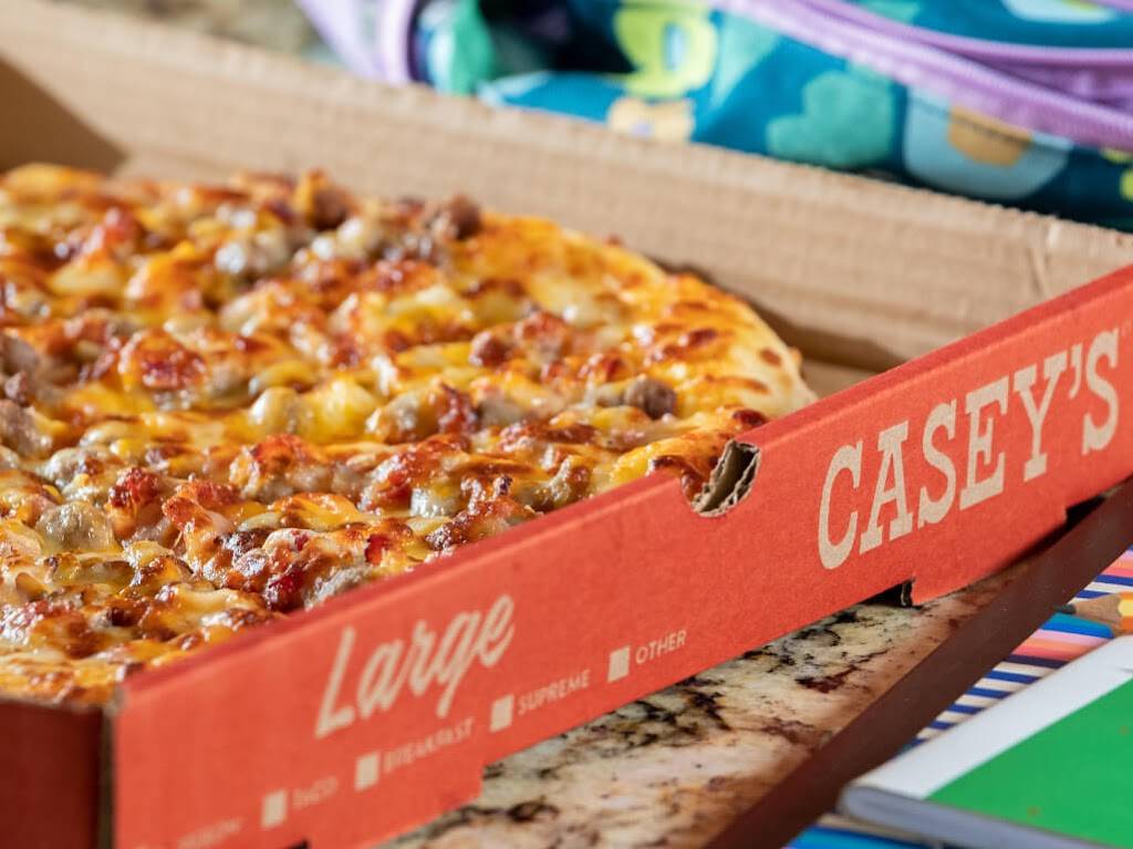 Caseys | meal takeaway | 612 W Main St, Green Valley, IL 61534, USA | 3093522707 OR +1 309-352-2707