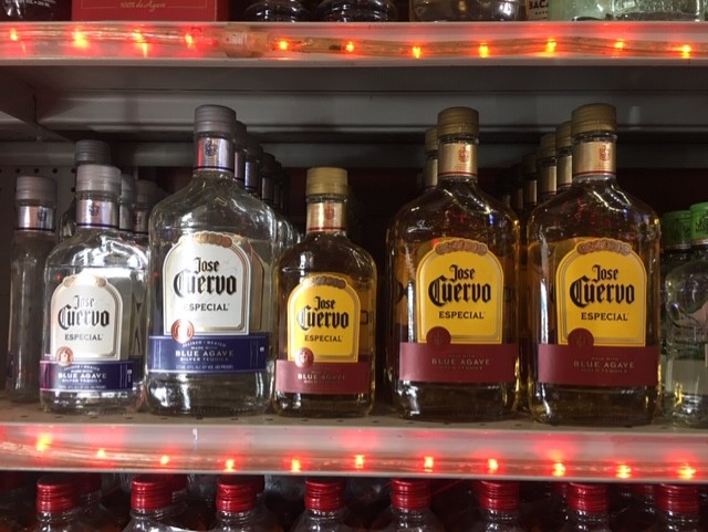 Dinuba Market | restaurant | 649 W Kern St, Dinuba, CA 93618, USA | 5593155313 OR +1 559-315-5313