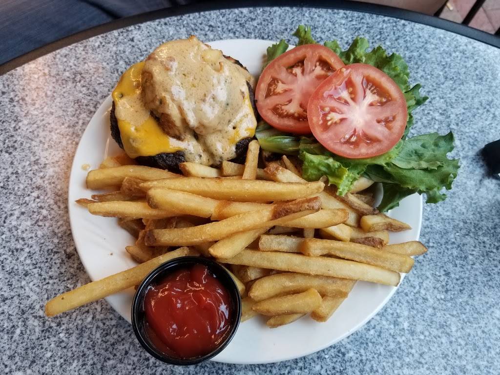 Bulls and Bears | restaurant | 38 S Potomac St #1, Hagerstown, MD 21740, USA | 3017910370 OR +1 301-791-0370