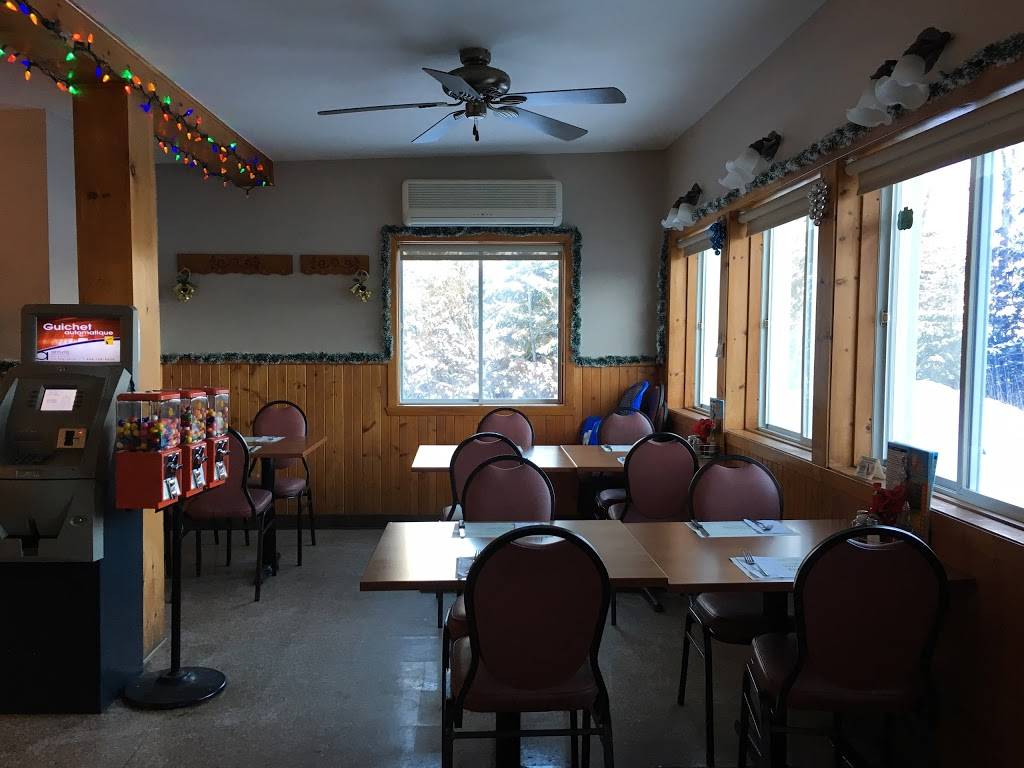 Restaurant Cals Pizza | restaurant | 6193 Boulevard Labelle, Val-Morin, QC J0T 2R0, Canada | 8193226421 OR +1 819-322-6421