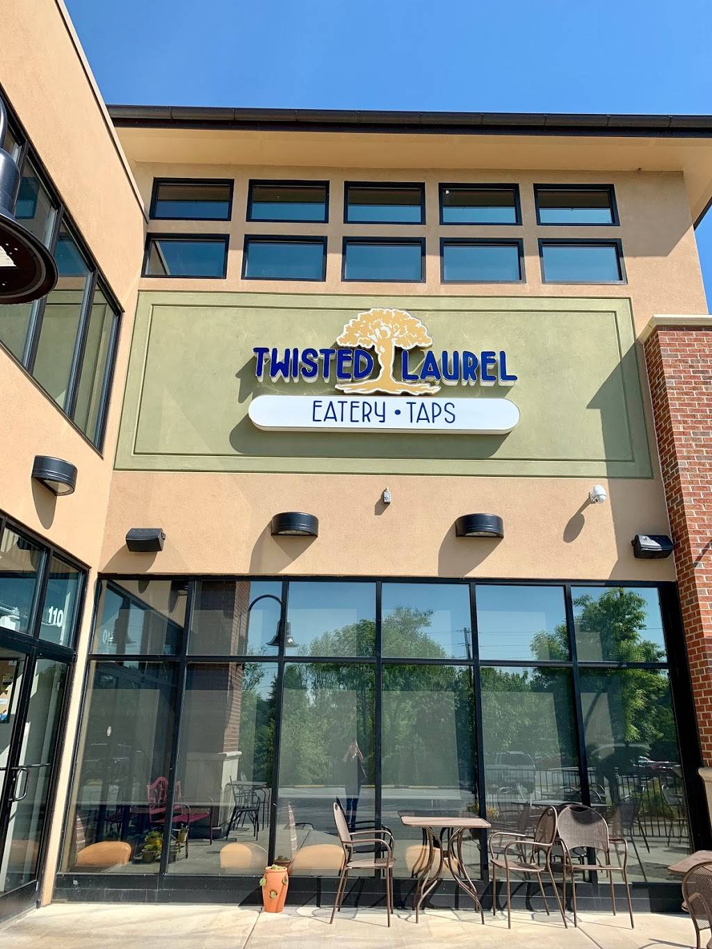 Twisted Laurel West | restaurant | 328 New Leicester Hwy #110, Asheville, NC 28806, USA | 8287851550 OR +1 828-785-1550