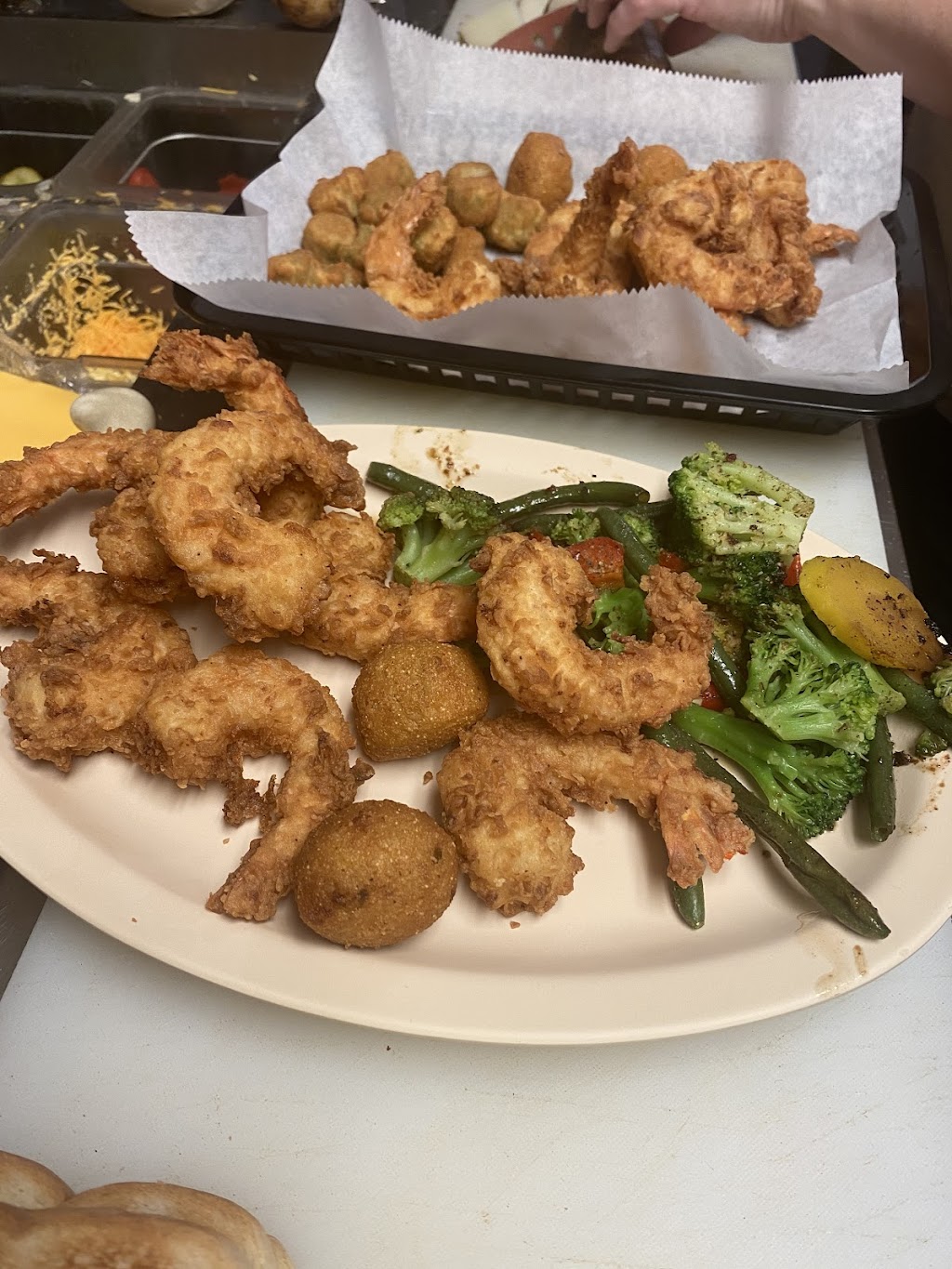 Fawn and Jeffs Kitchen | restaurant | 4 Damascus Rd, Quitman, AR 72131, USA | 5015892280 OR +1 501-589-2280