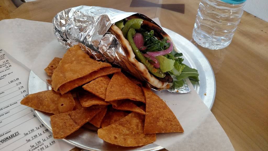 Burgh Bites Brick N Mortar | restaurant | 1709 E Railroad St, Heidelberg, PA 15106, USA | 4122760727 OR +1 412-276-0727