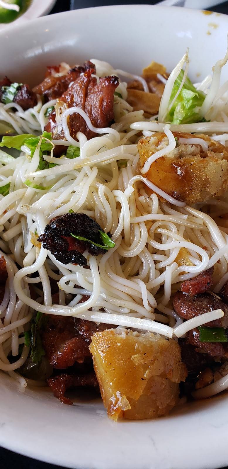 Saigon Bistro | restaurant | 3123 E Pawnee St, Wichita, KS 67211, USA | 3166830035 OR +1 316-683-0035