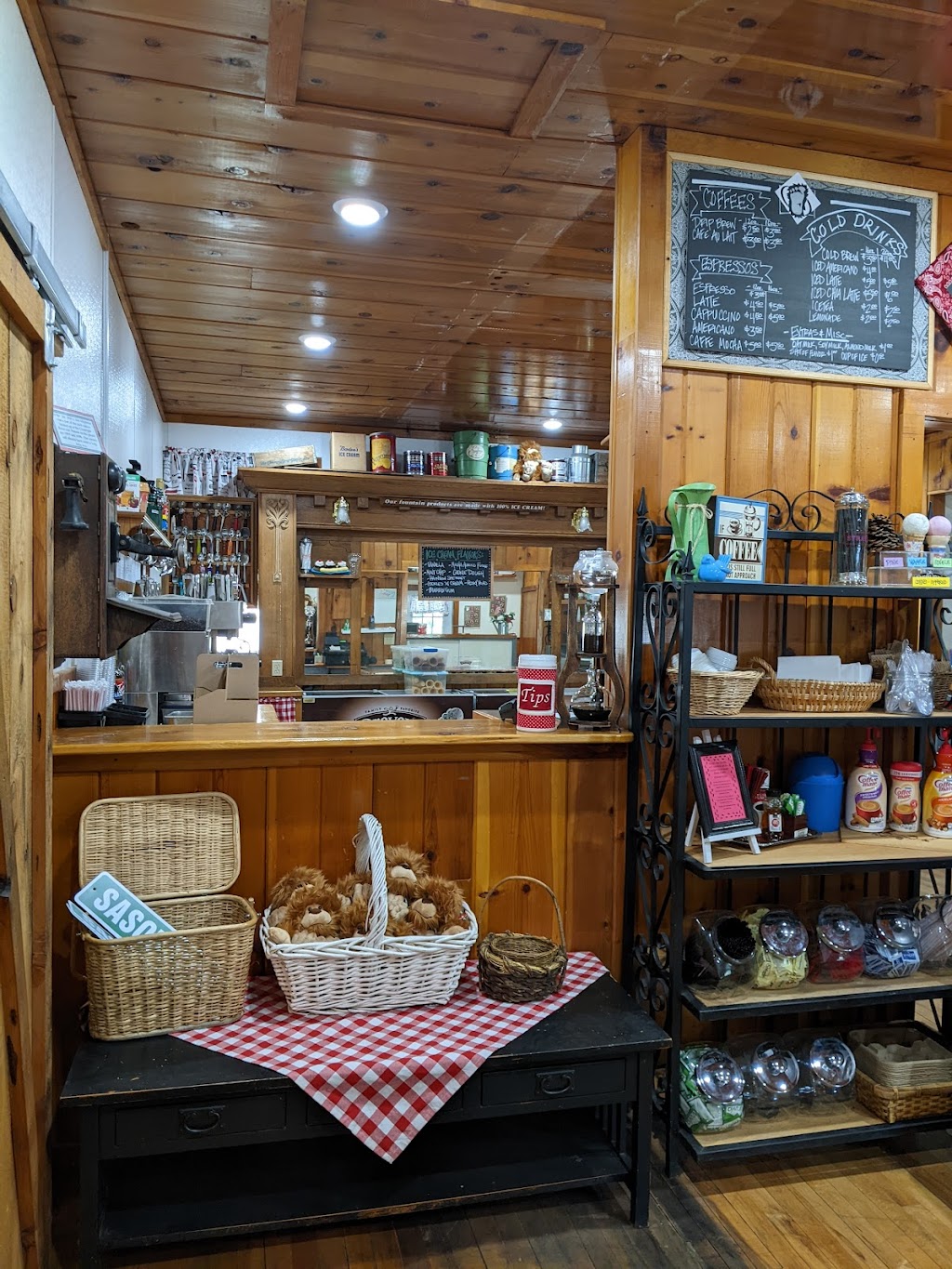 Kens Market | cafe | 42137 Tollhouse Rd, Shaver Lake, CA 93664, USA | 5598413549 OR +1 559-841-3549