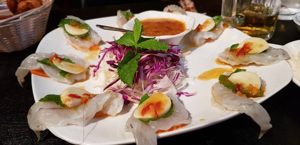 We Thai Restaurant & Bar | restaurant | 2575 S Dairy Ashford Rd Ste.A, Houston, TX 77077, USA | 2817595400 OR +1 281-759-5400