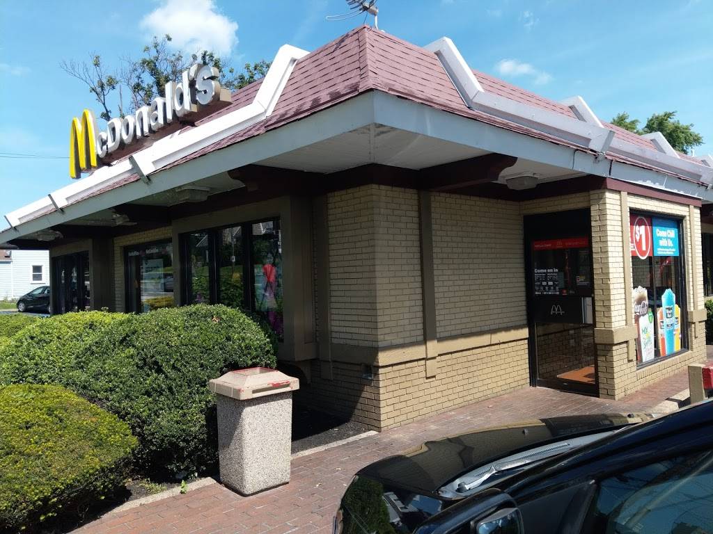 Wawa | cafe | 7913 Oxford Ave, Philadelphia, PA 19111, USA | 2153428285 OR +1 215-342-8285