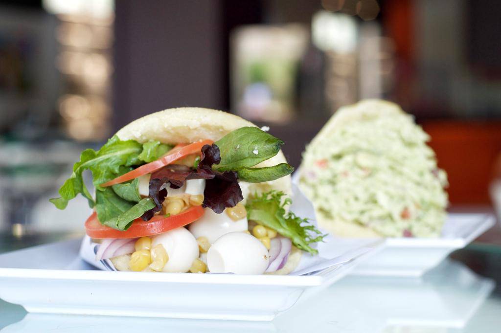 Arepas Venezuelan Gastropub | restaurant | 254 N Walnut St, Bloomington, IN 47408, USA | 8123694312 OR +1 812-369-4312