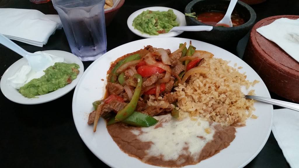 Casa Carlos Fine Mexican Dining | restaurant | 413 6th St, Marysville, CA 95901, USA | 5307427793 OR +1 530-742-7793
