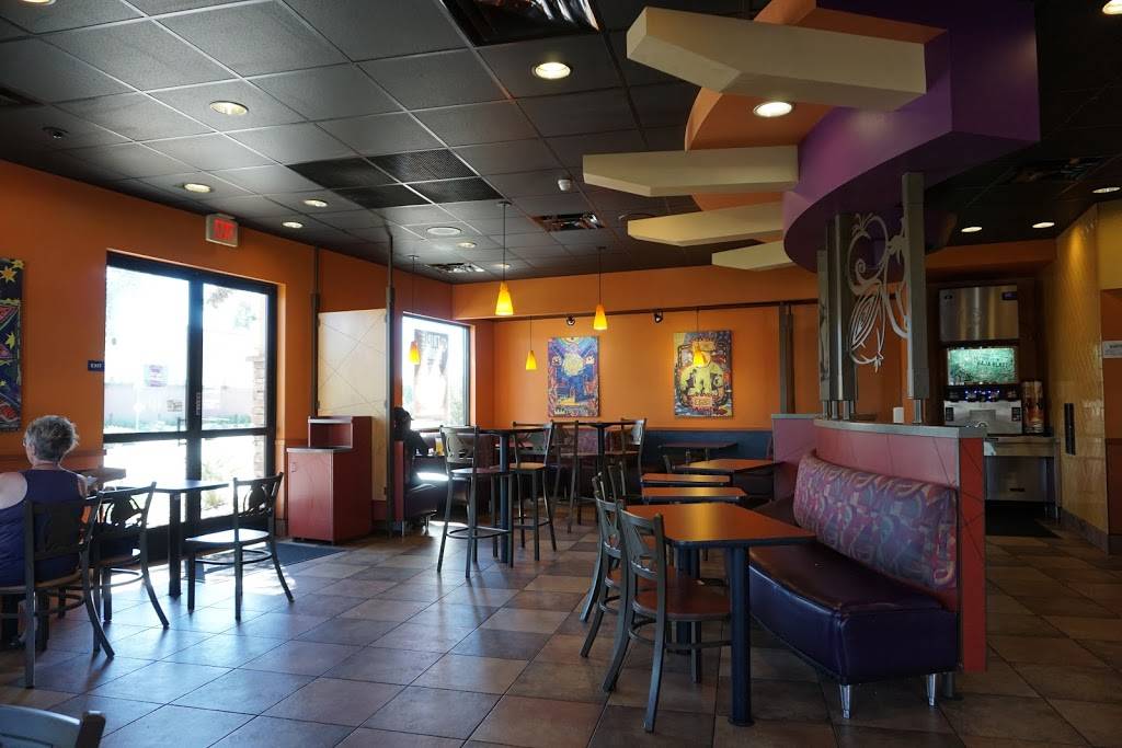 Taco Bell | meal takeaway | 1944 E Valley Pkwy, Escondido, CA 92027, USA | 7607479497 OR +1 760-747-9497