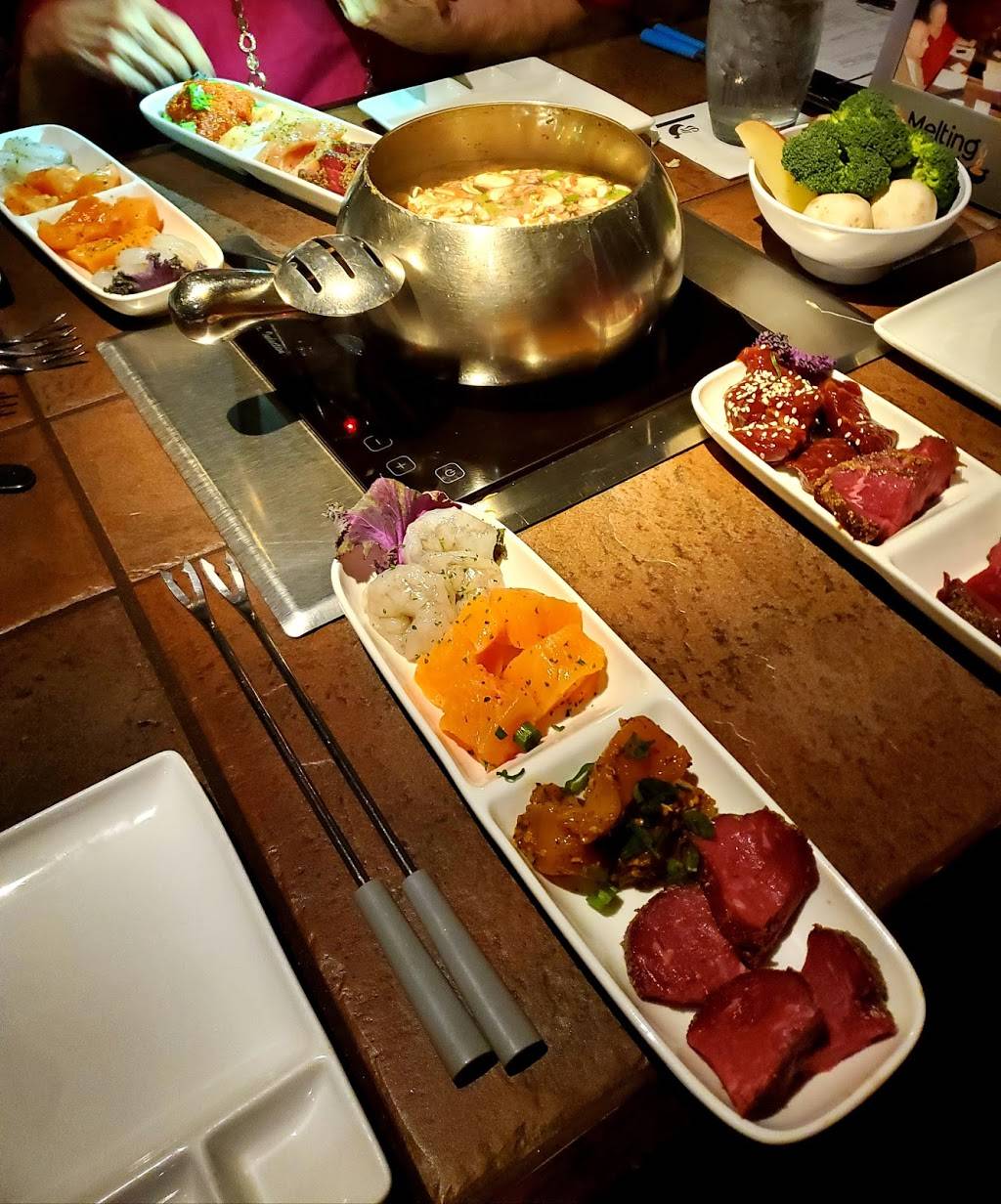 The Melting Pot | restaurant | 6100 Westheimer Rd #146, Houston, TX 77057, USA | 7135325011 OR +1 713-532-5011
