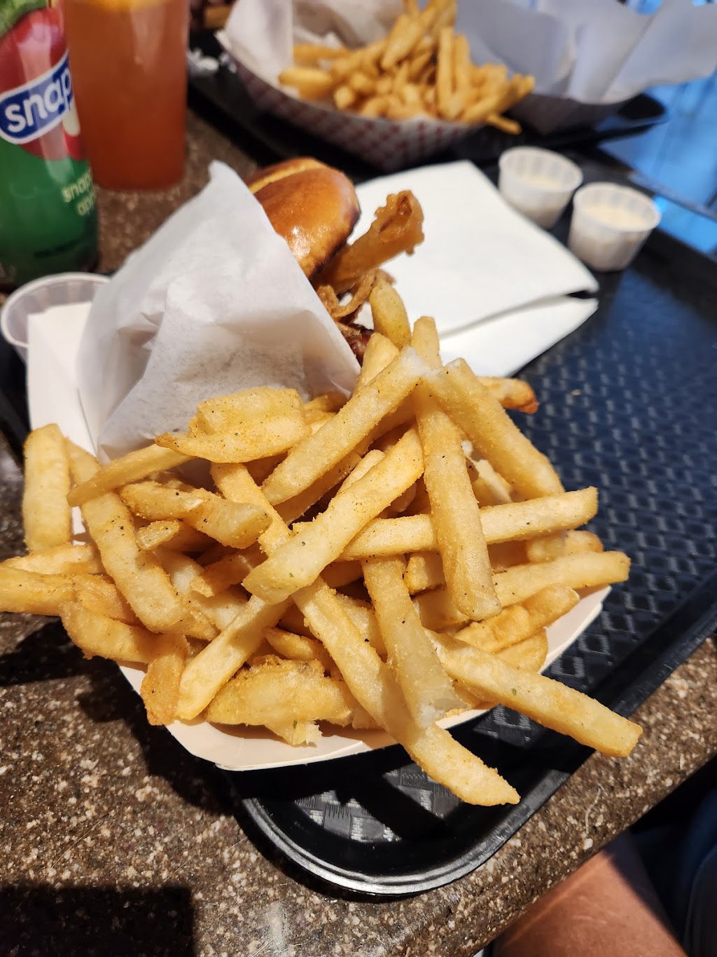 Battered Up | restaurant | 40820 Winchester Rd Unit FC06, Temecula, CA 92591, USA | 9514012051 OR +1 951-401-2051