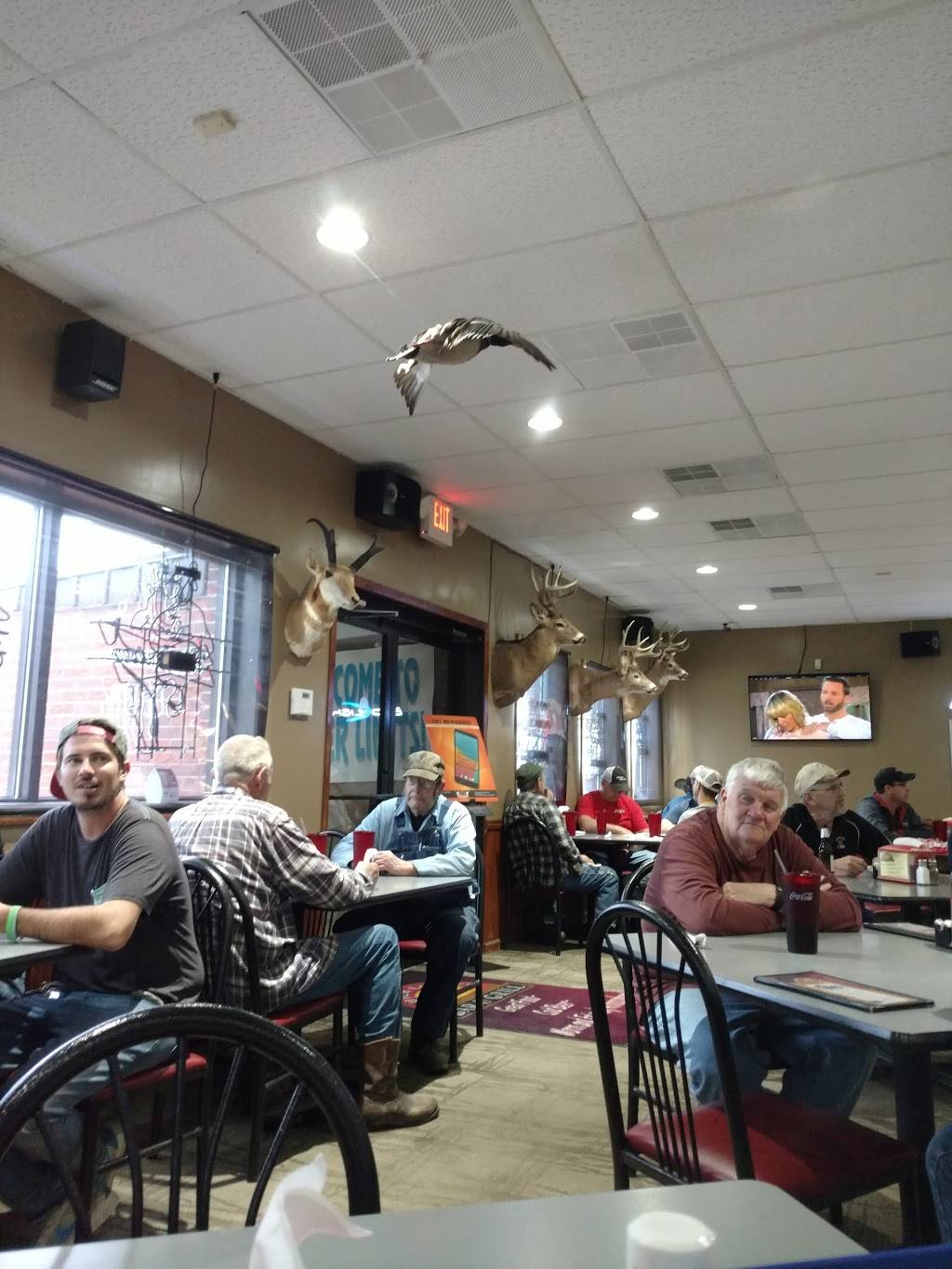 Outer Limits | restaurant | 28564 W Reichmuth Rd, Valley, NE 68064, USA | 4023598757 OR +1 402-359-8757