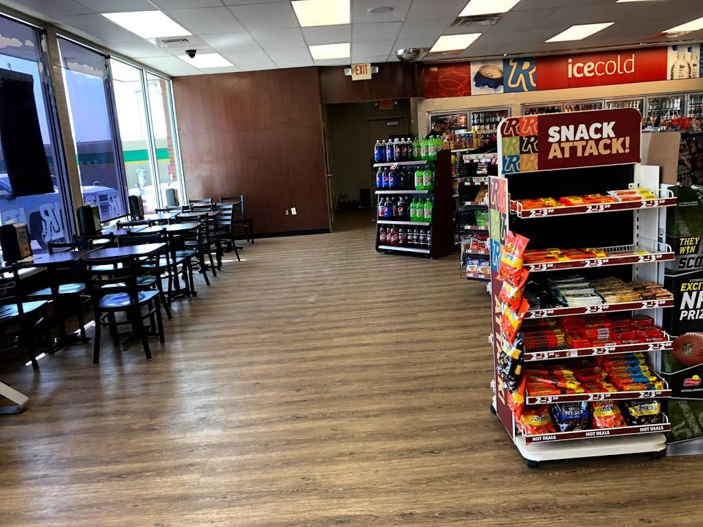 Rickers | restaurant | 8558 Northwest Blvd, Indianapolis, IN 46278, USA | 3172289294 OR +1 317-228-9294