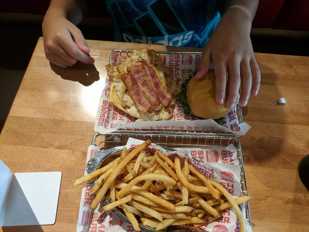 Smashburger | restaurant | 2 West, NJ-37 Unit 4C, Toms River, NJ 08753, USA | 7326089014 OR +1 732-608-9014