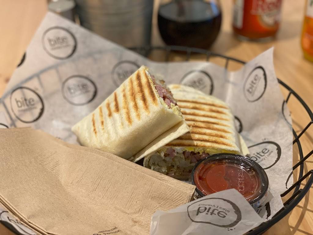 Wisk Baking Company | restaurant | 53 Franklin Square, Utica, NY 13502, USA | 3158648742 OR +1 315-864-8742