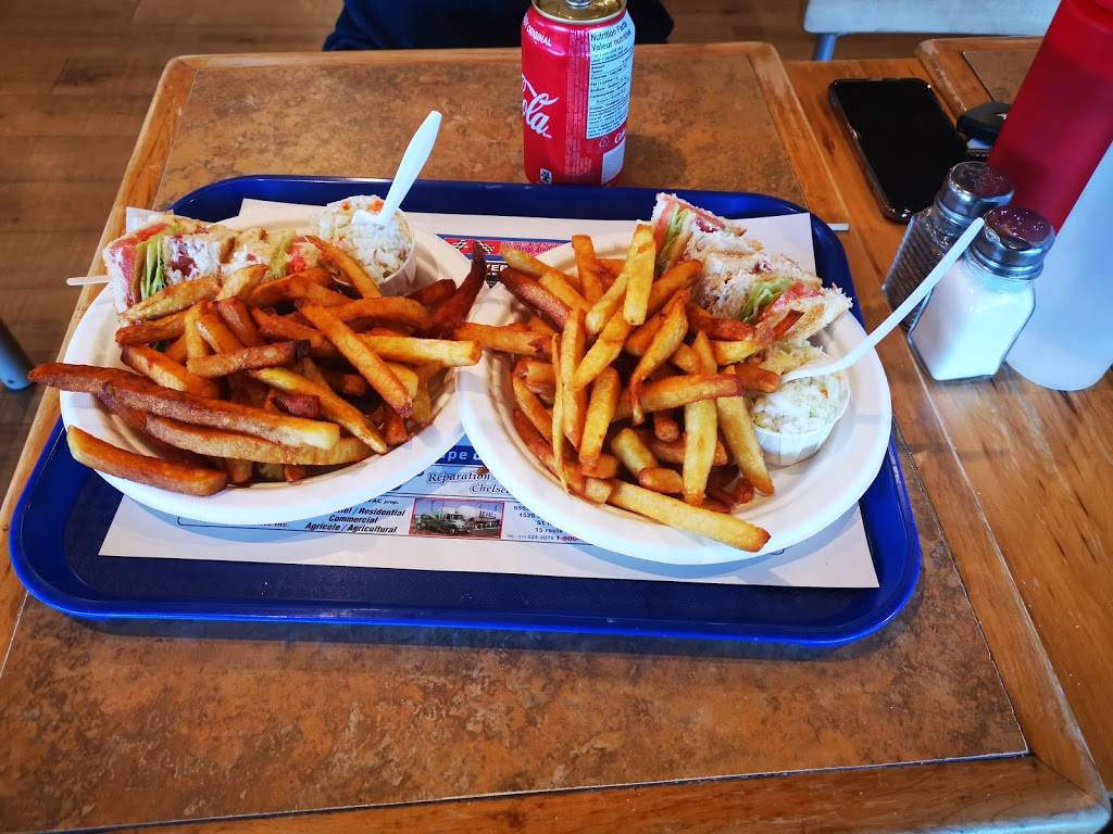 Jean Burger | restaurant | 88 Route 105, Wakefield, QC J0X 3G0, Canada | 8194592994 OR +1 819-459-2994