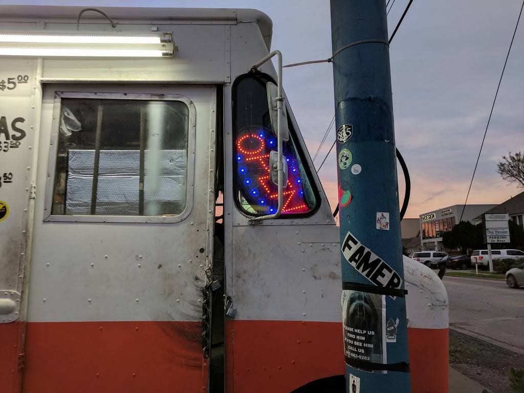 Estila Tierra Caliente | restaurant | 3810 McDuffie St, Houston, TX 77098, USA | 7135849359 OR +1 713-584-9359