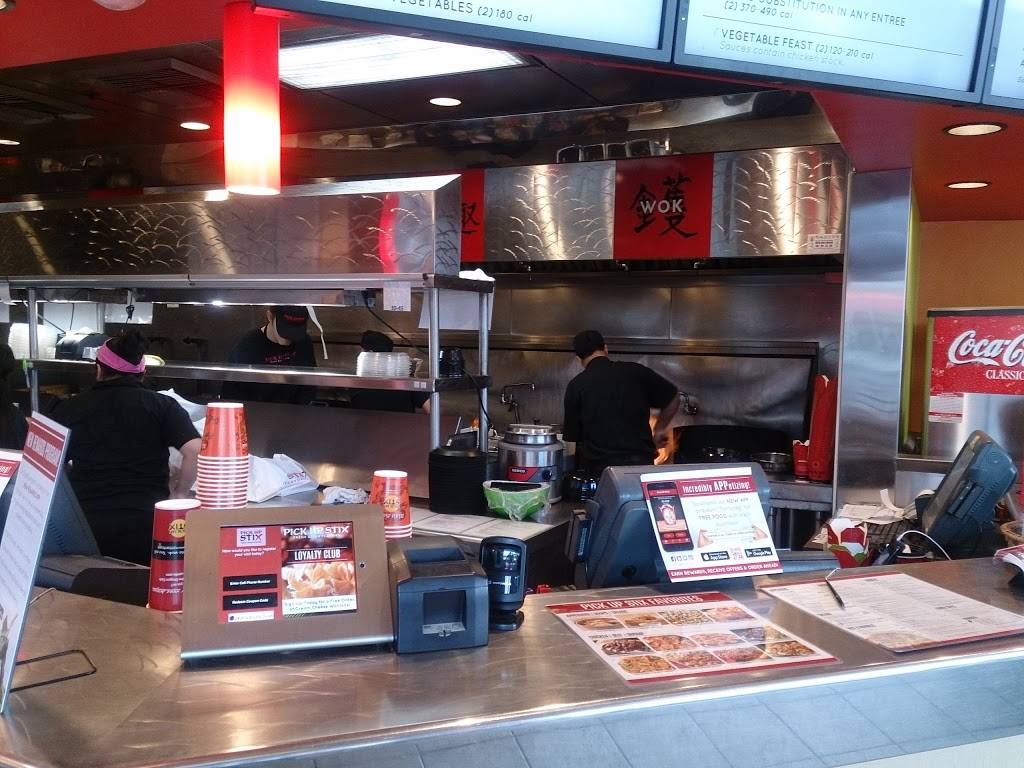 Pick Up Stix Fresh Asian Flavors | meal takeaway | 28562 Oso Pkwy Suite A, Rancho Santa Margarita, CA 92688, USA | 9498583373 OR +1 949-858-3373