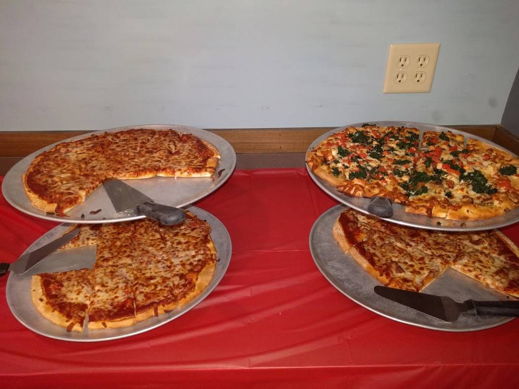 LaRosas Pizza Finneytown | restaurant | 891 W Galbraith Rd, Cincinnati, OH 45231, USA | 5133471111 OR +1 513-347-1111