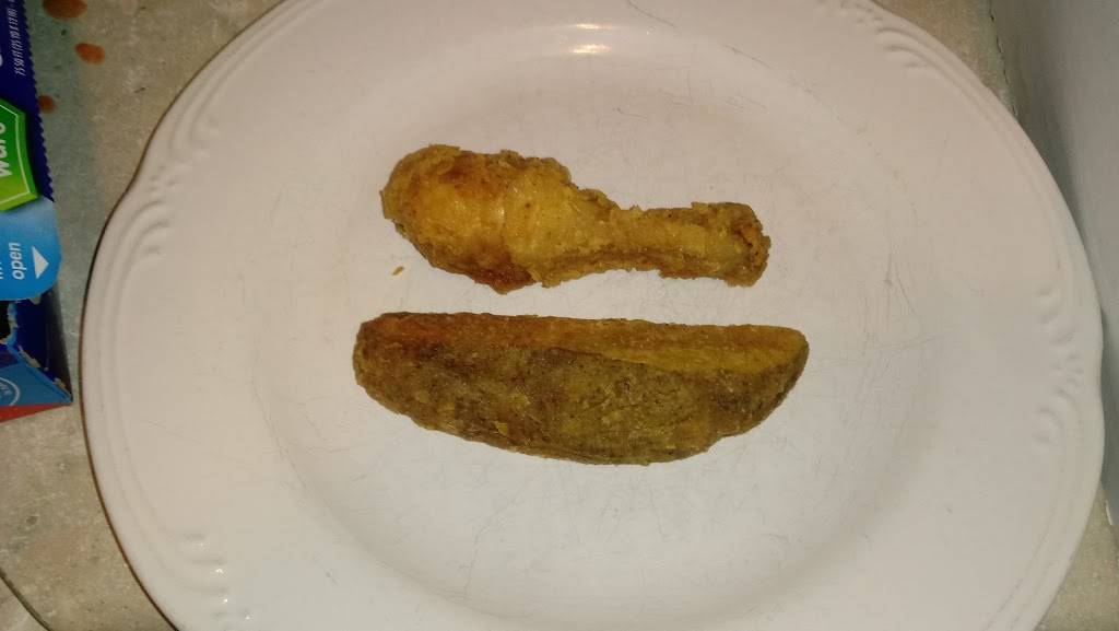 Rasiccis Pizza | restaurant | 513 E Cuyahoga Falls Ave, Akron, OH 44310, USA | 3309231999 OR +1 330-923-1999