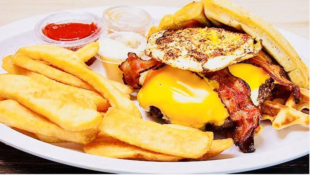 Isaacs World Famous | meal takeaway | 7801 N Nebraska Ave, Tampa, FL 33604, USA | 8132320035 OR +1 813-232-0035