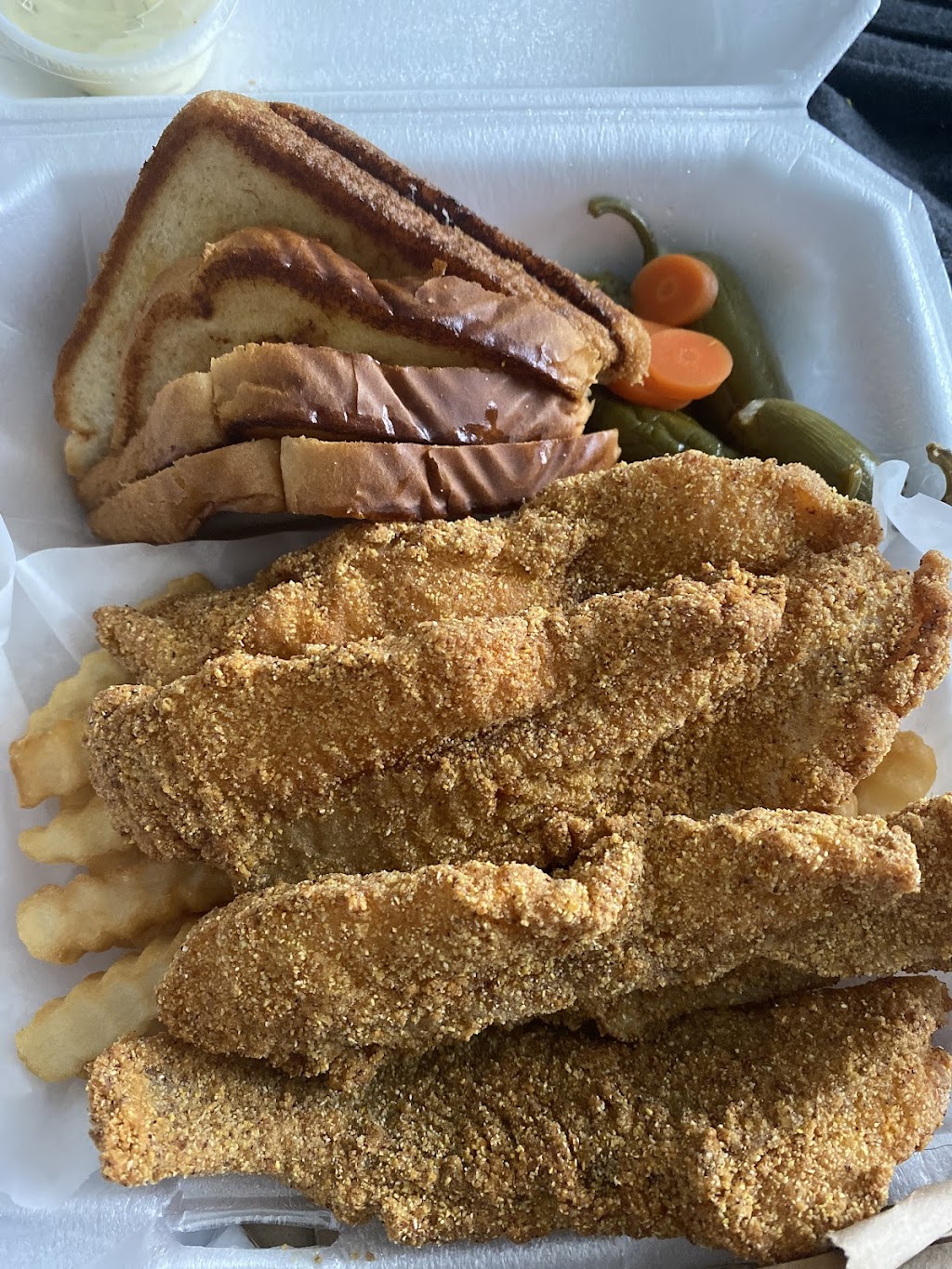 Ronnies Catfish & More (Garland) | restaurant | 5518 Broadway Blvd, Garland, TX 75043, USA | 9722004636 OR +1 972-200-4636