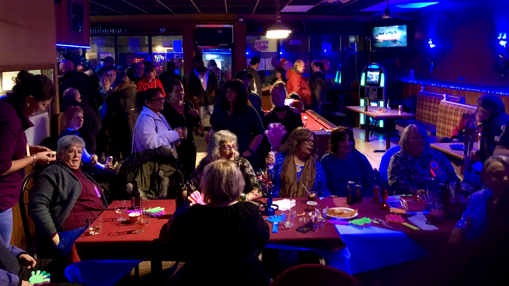 The Stop Bar Restaurant and Grill | restaurant | 1042 Barton St E, Hamilton, ON L8L 3E5, Canada | 9055475252 OR +1 905-547-5252