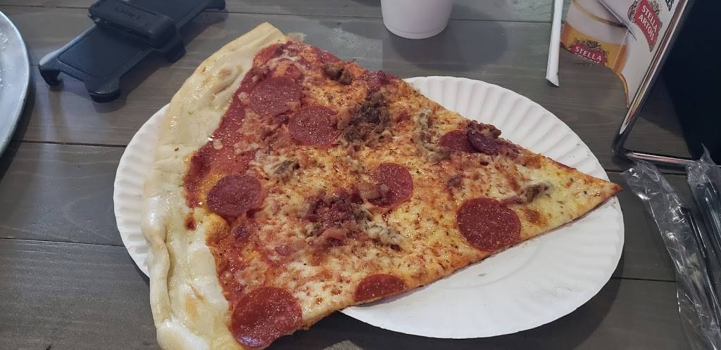 Spinellis Pizza | restaurant | 121 NW Atlantic St, Tullahoma, TN 37388, USA | 9315635650 OR +1 931-563-5650