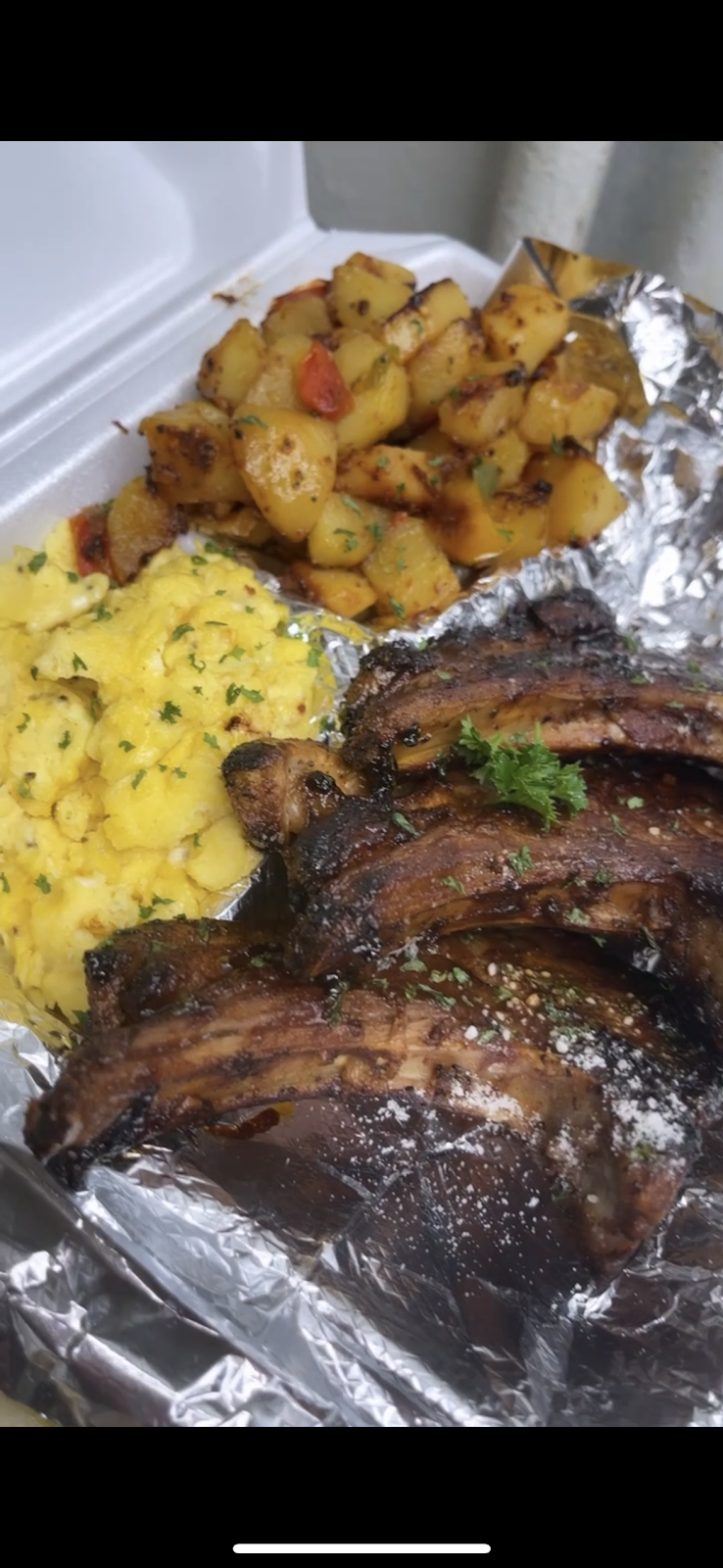 Fusionz Restaurant | restaurant | 4912 Pearl Rd, Cleveland, OH 44109, USA | 2164651509 OR +1 216-465-1509