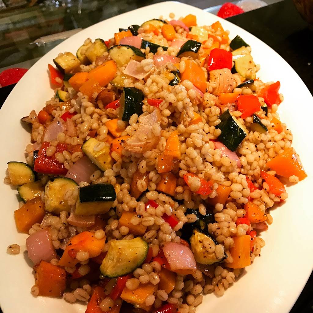 Olive Oyls Carry Out Cuisine | meal takeaway | 6 Main St, Essex, CT 06426, USA | 8607674909 OR +1 860-767-4909