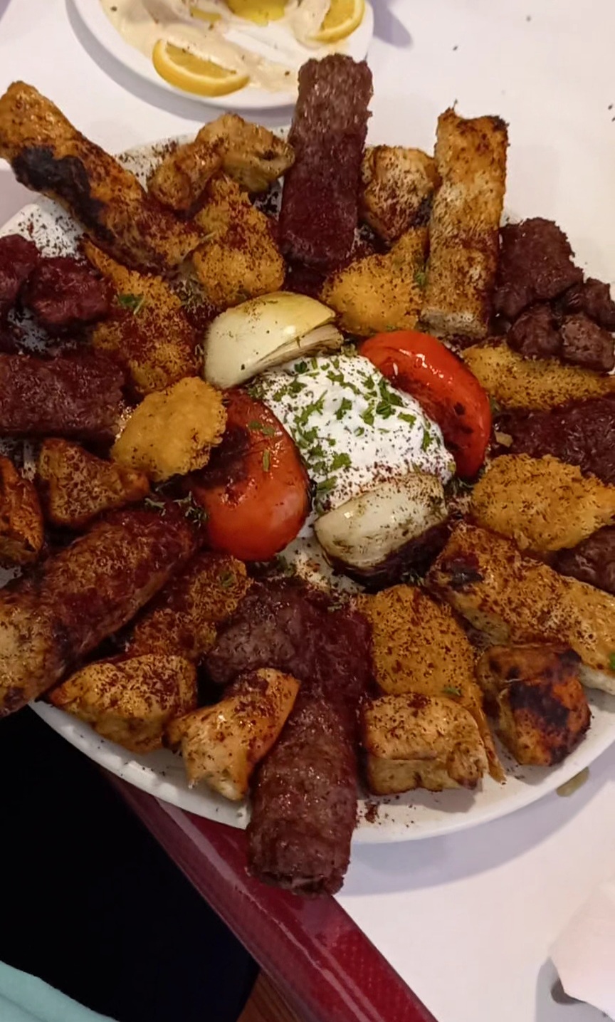 Salt and pepper | restaurant | 2550 Bethel Rd, Columbus, OH 43220, USA | 6143725030 OR +1 614-372-5030