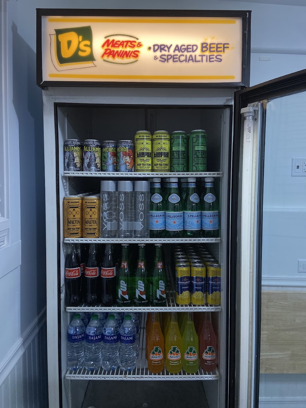 D’S Meats and Paninis | restaurant | 5404 N Calumet Ave, Valparaiso, IN 46383, USA | 2194779952 OR +1 219-477-9952