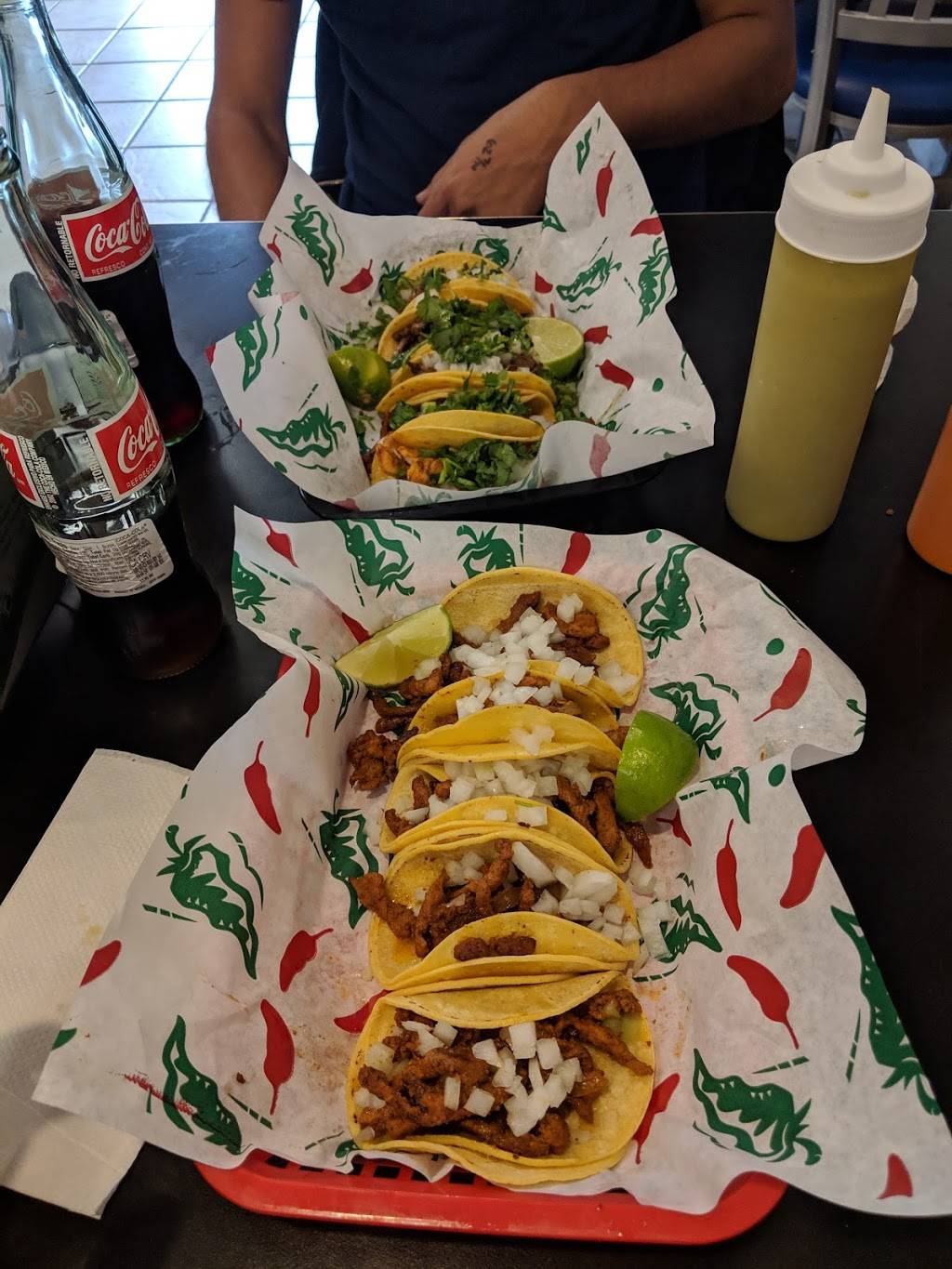 Karlito’s Grill Taquería | restaurant | 3806 Avenue I Suite 14, Rosenberg, TX 77471, USA | 8325353337 OR +1 832-535-3337