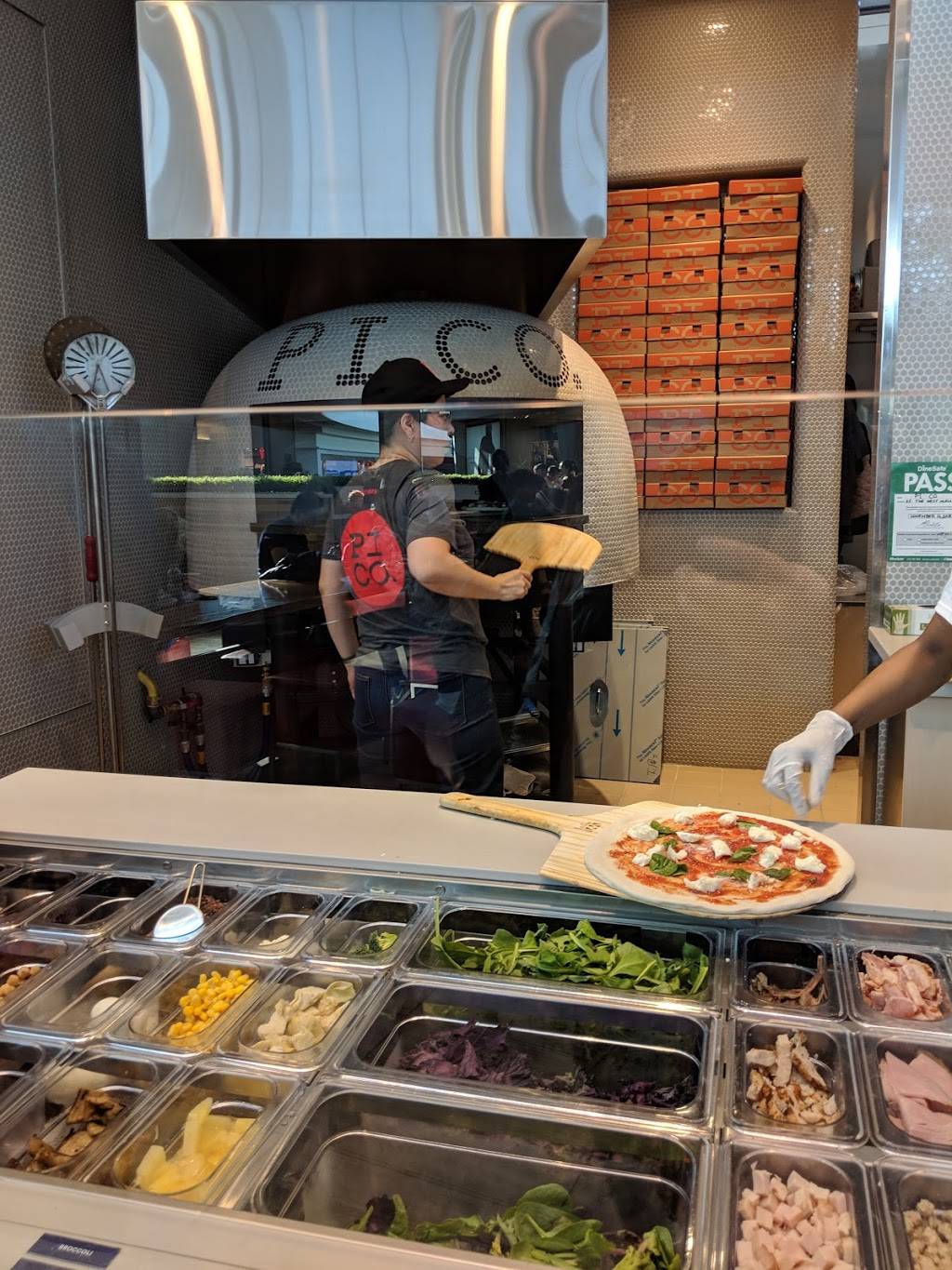 Pi Co Pizza | restaurant | 25 The West Mall, Etobicoke, ON M9C 1B8, Canada | 4166951111 OR +1 416-695-1111