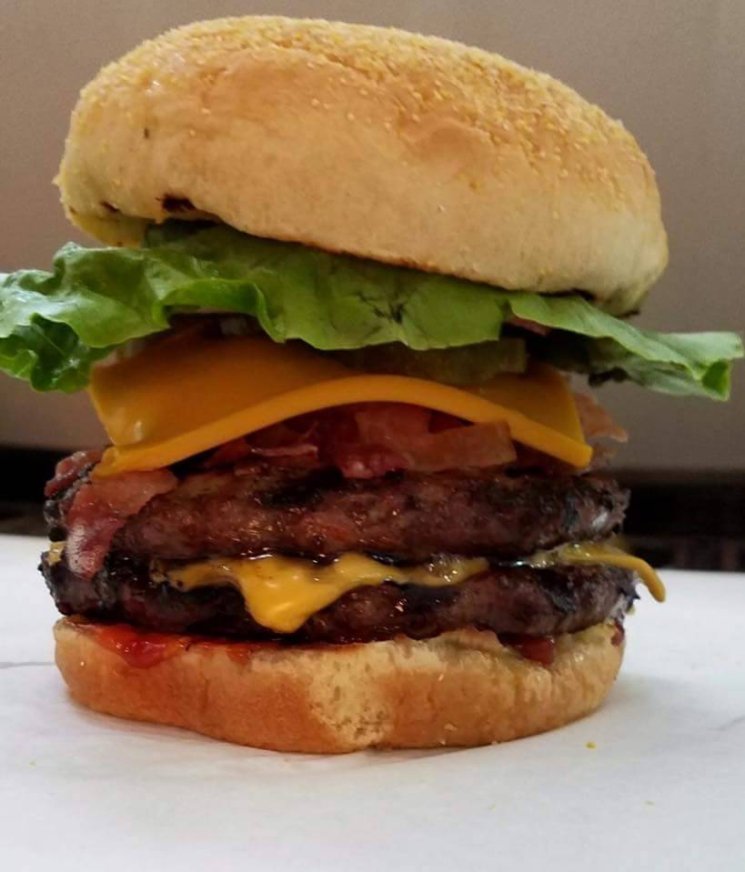 Morrie OMalleys Hot Dogs | restaurant | 3501 S Union Ave, Chicago, IL 60609, USA | 7732472700 OR +1 773-247-2700