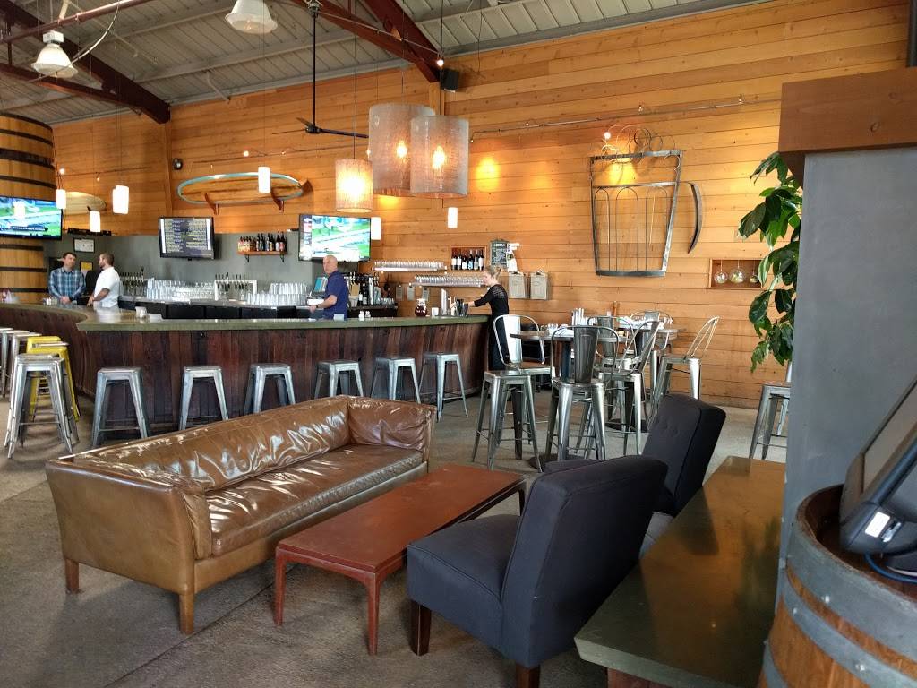 West End Tap and Kitchen | restaurant | 334 Ingalls St d, Santa Cruz, CA 95060, USA | 8314718115 OR +1 831-471-8115